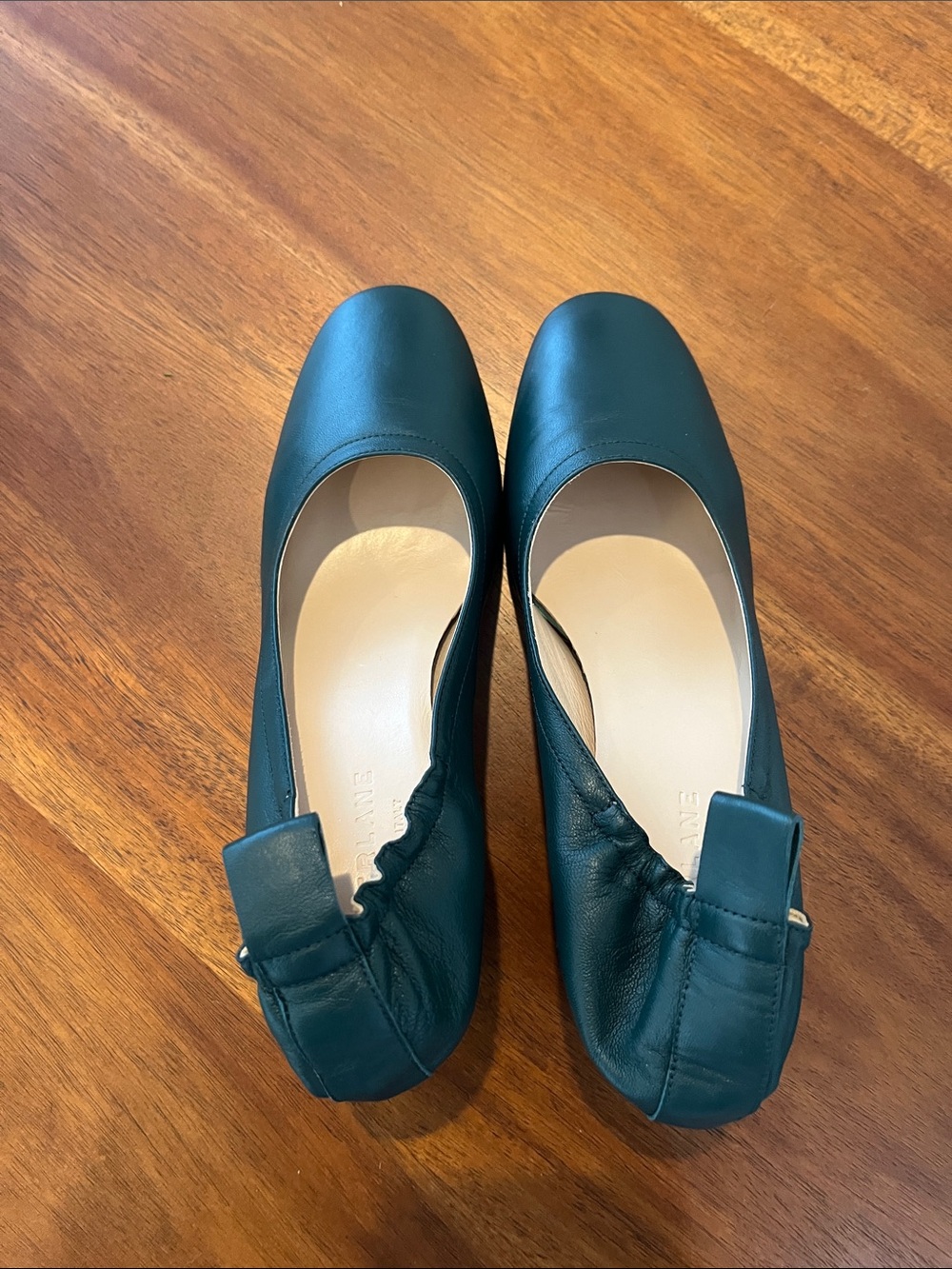 Everlane deep green pumps size 8